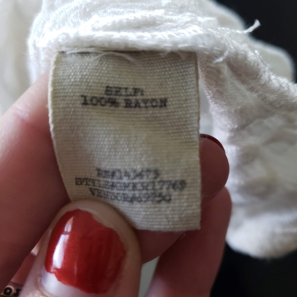 Gimmicks BKE Buckle Small White Crop Top Quarter Sleeve Blouse Boho Girly - Picture 2 of 7